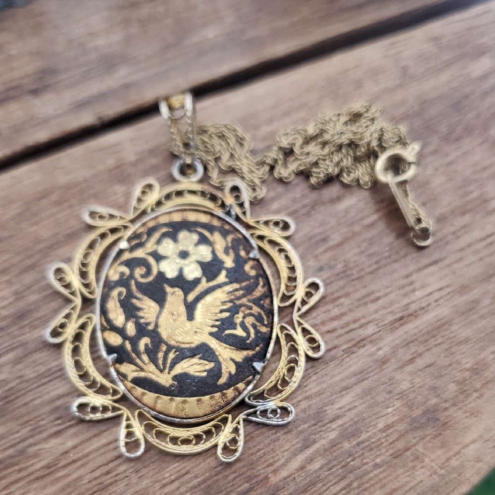 Spanish Cloissone Bird Floral Cameo Necklace 20 Inches N3707 Vintage Hallmark